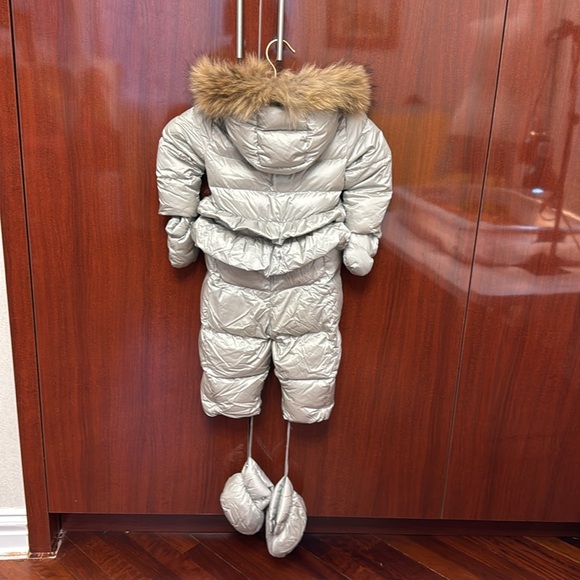 Jacket - Picture 2 of 7